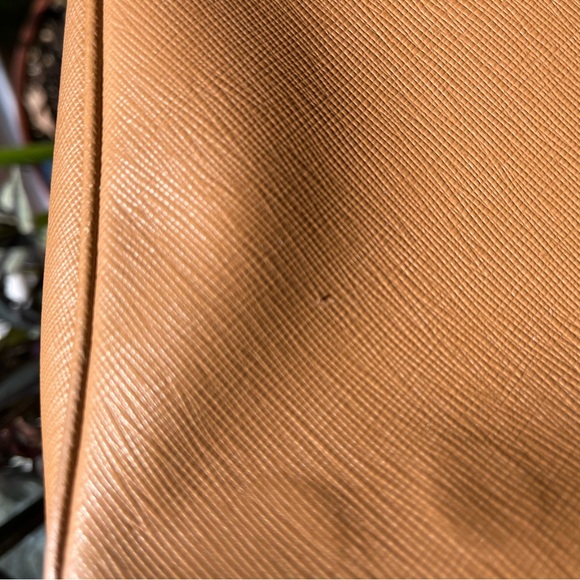 Prada Authentic EUC Large Galleria Saffiano Leather Bag - Picture 10 of 16